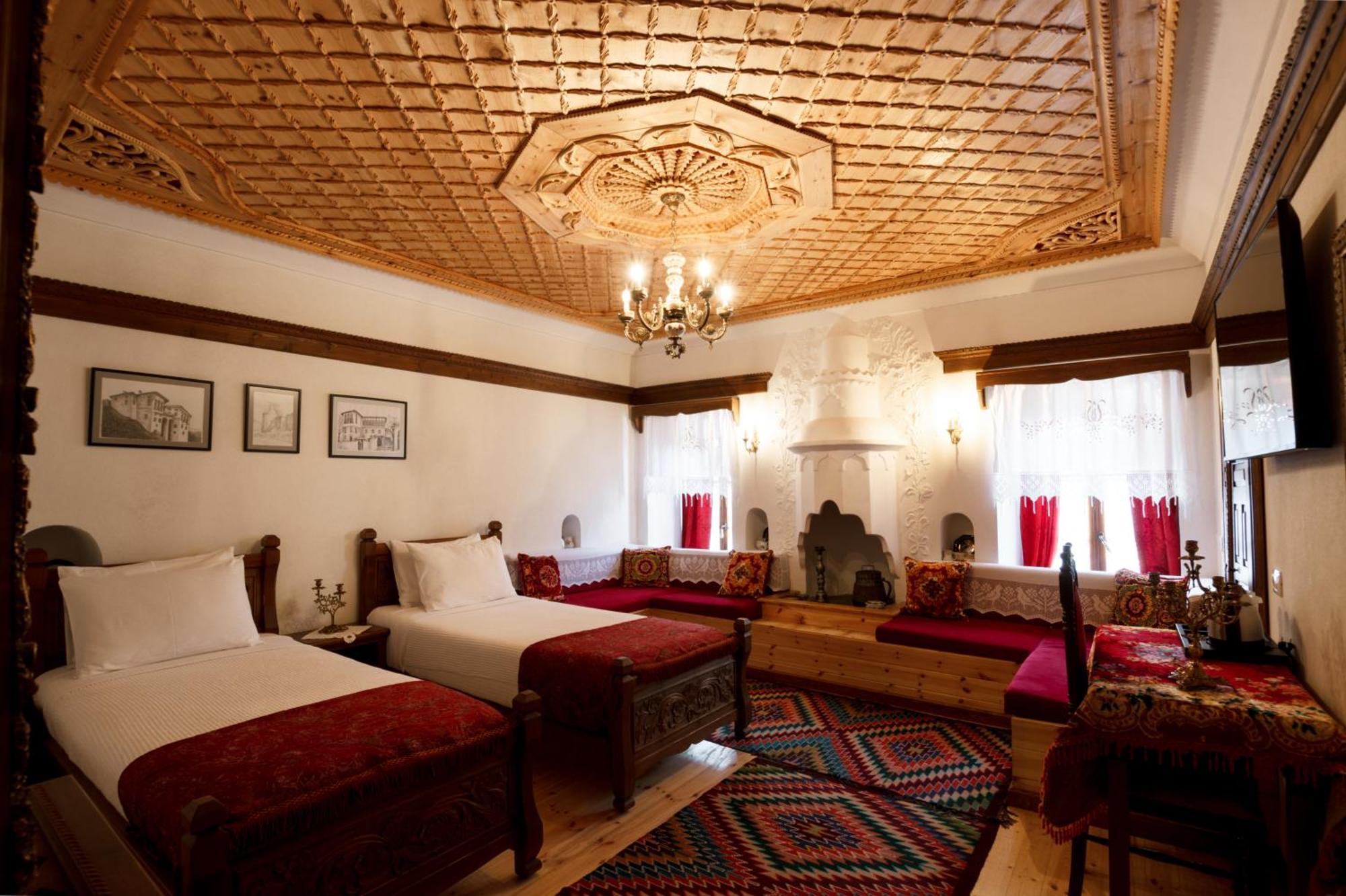 Boutique Hotel Musee Gjirokastër 외부 사진