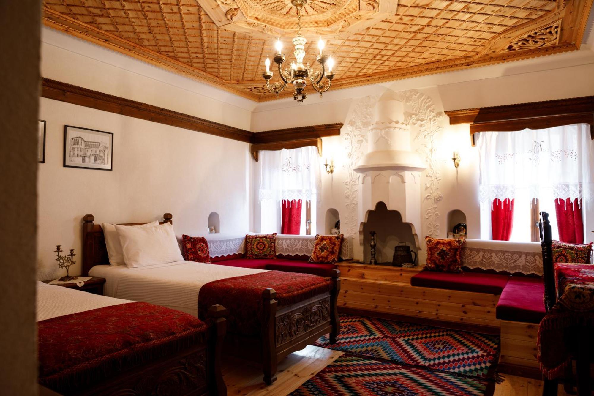 Boutique Hotel Musee Gjirokastër 외부 사진