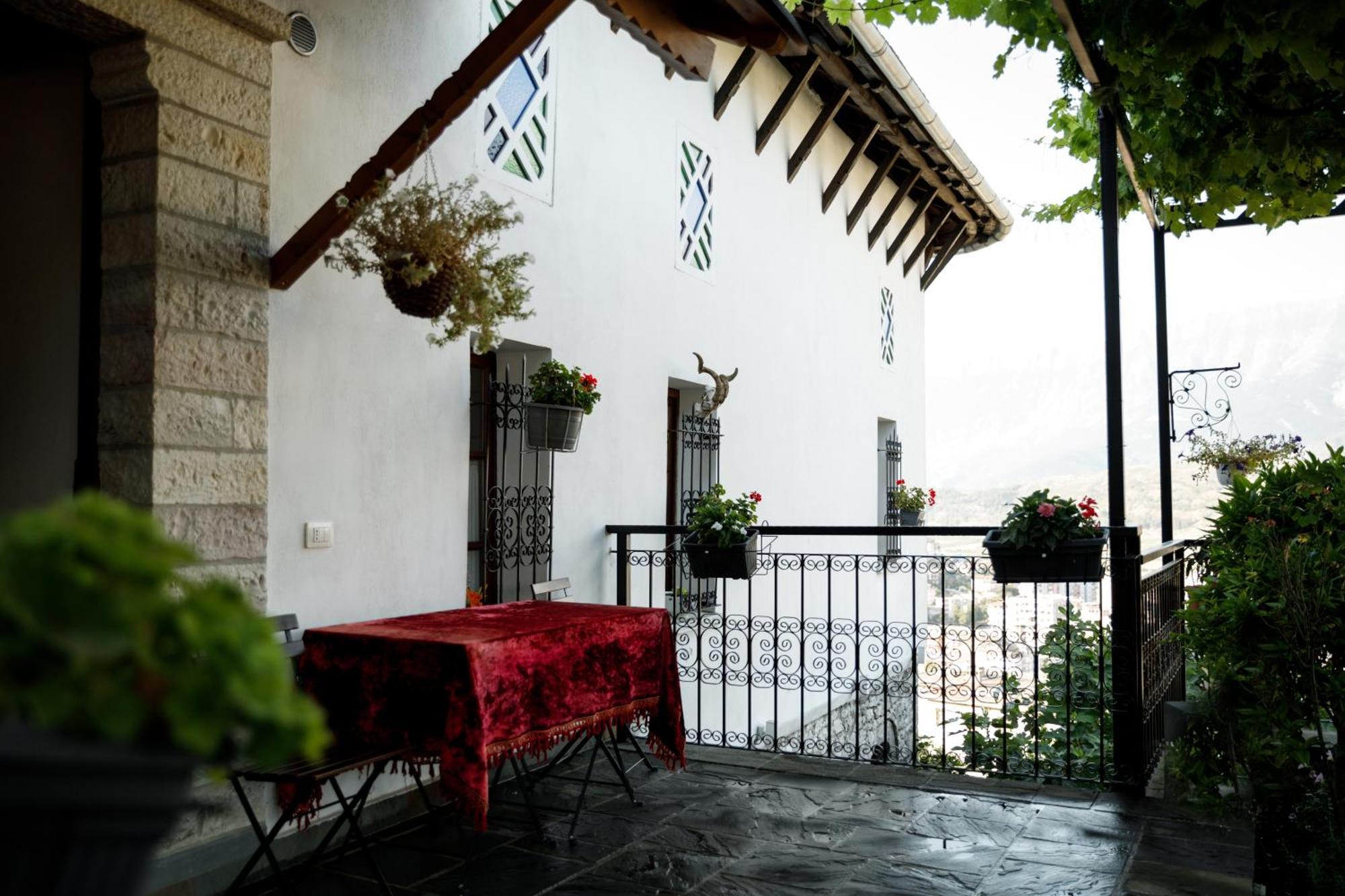 Boutique Hotel Musee Gjirokastër 외부 사진